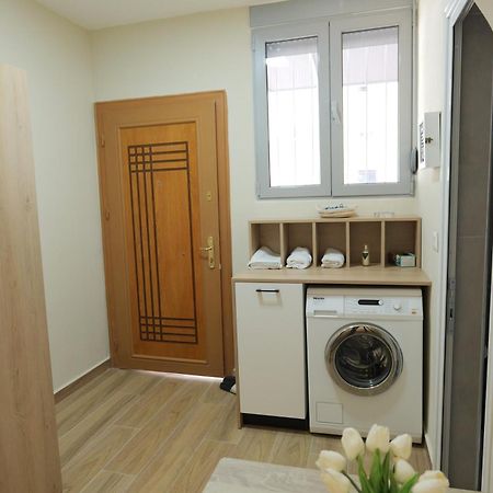 Hidden Gem 1 Apartment Тирана Екстериор снимка